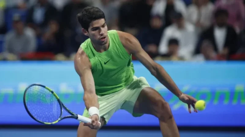 Alcaraz Overcomes Rinderknech to Advance in Qatar Open Debut