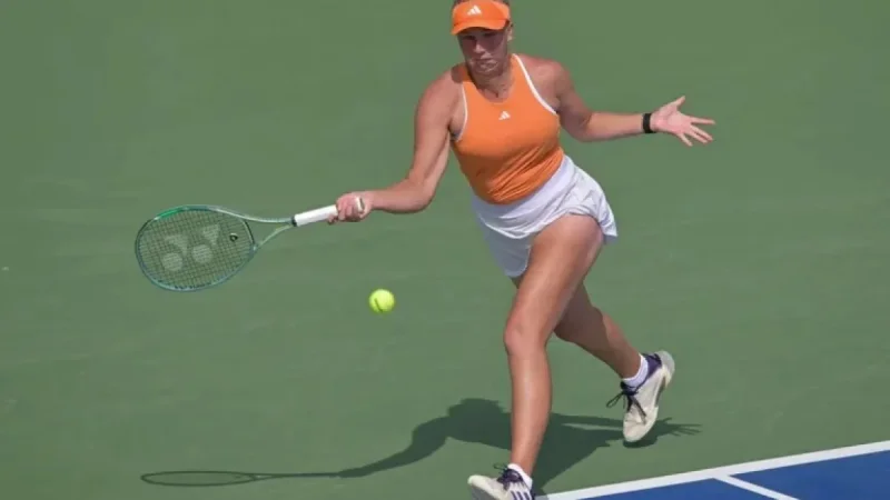 Clara Tauson Dominates Stearns, Sets Up Showdown with World No. 4 Pegula