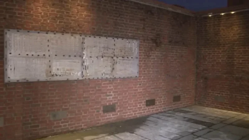 Judge Orders Restoration of Slavery Exhibits at Philadelphia’s President’s House