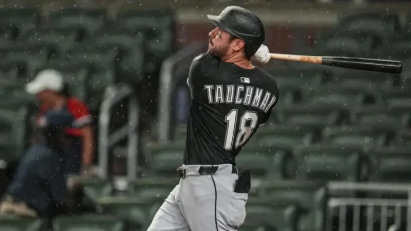 Mets Secure Mike Tauchman with Minor League Contract