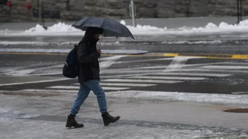 Quebec Weather: Freezing Rain in South, Light Snow Elsewhere