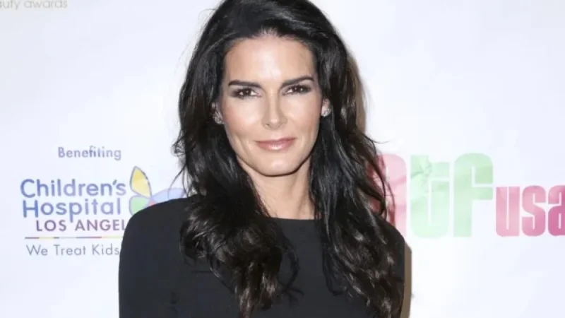Angie Harmon Rekindles Romance with Teen Years Beau