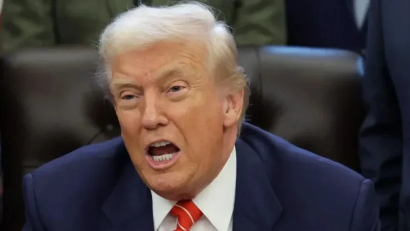 CNN Exposes Trump Mistakes, Interrupts Show for Full Minute Display