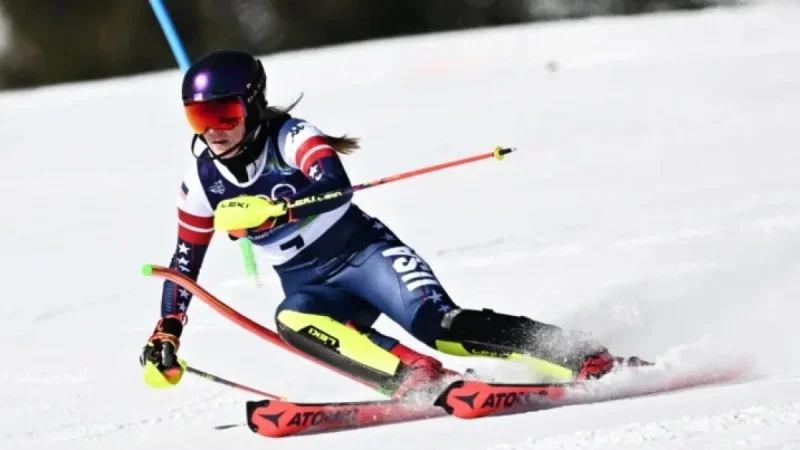 Mikaela Shiffrin Dominates Slalom Lead After Initial Run