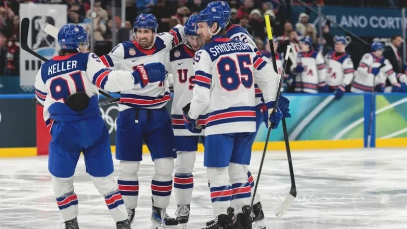 U.S. Holds 0-0 Draw in First Period