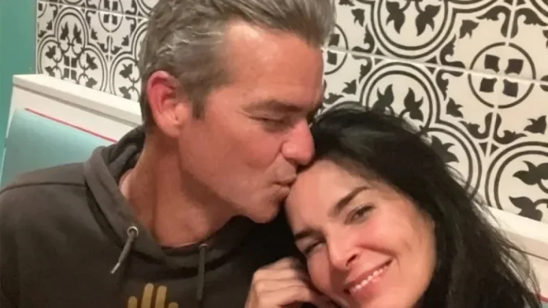 Angie Harmon Rekindles Romance with Model Tony Floyd 35 Years Later