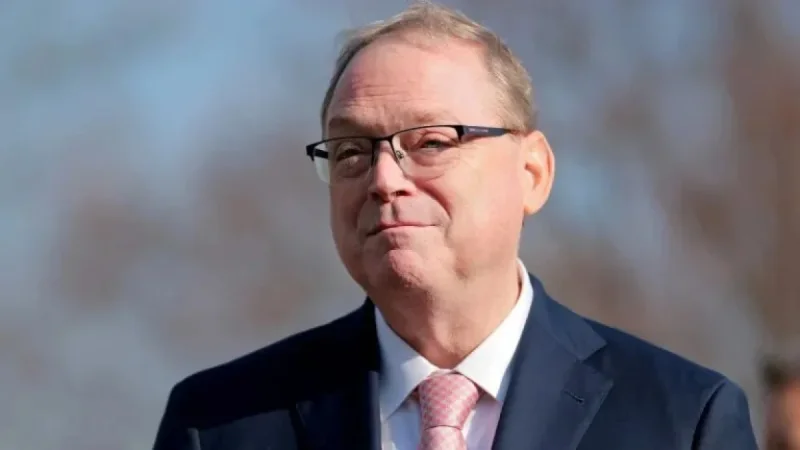 Kevin Hassett Urges Discipline for Fed Researchers Over Tariffs Report