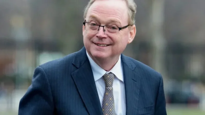 Top Trump Advisor Slams Costly Tariff Report, Threatens New York Fed Action