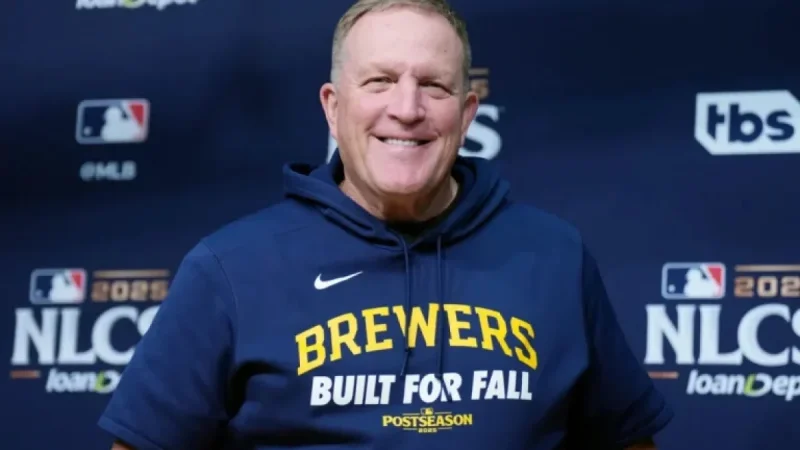 Brewers Secure New Contract with Pat Murphy