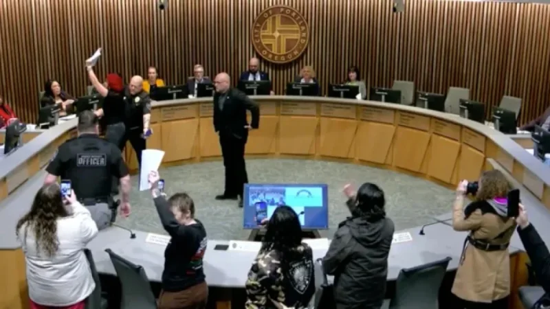 ICE Protesters Arrested After Disrupting Portland City Council Meeting
