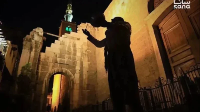 “Al-Mesaharaty Revives Heritage with Suhoor Drums in Historic Alleys”