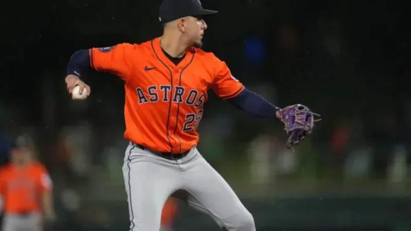 Cardinals Sign Ramón Urías