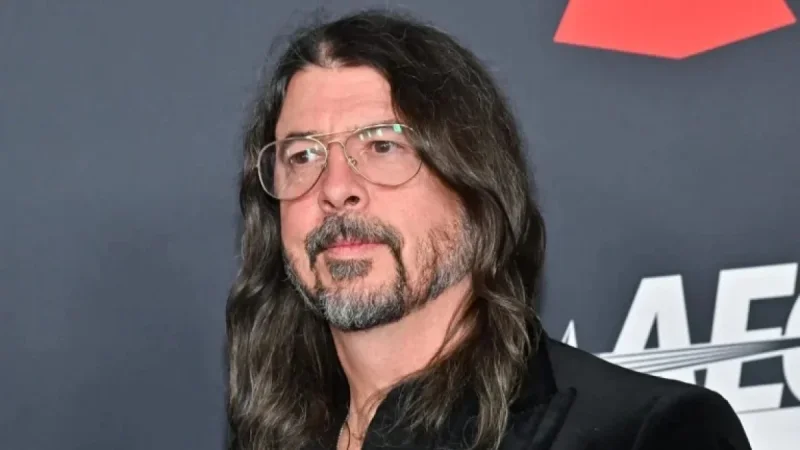 Dave Grohl Clarifies Josh Freese’s Departure from Foo Fighters