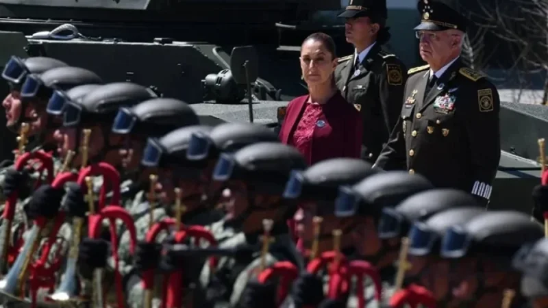 Sheinbaum Declines US Offer, Embraces Canadian Relations in Mexico’s Weekly Review