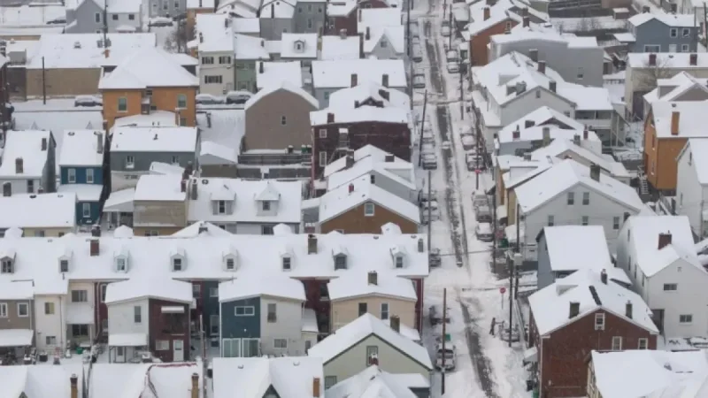 US Energy Bills Soar, Impacting All Income Levels