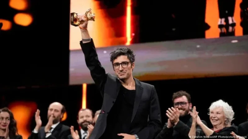 “Yellow Letters Triumphs with Golden Bear Award Victory”