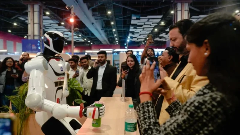 James Vincent Explores the Surge in Humanoid Robot Development