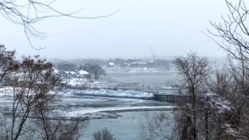 Maine Braces for Blizzard and Flooding in Monday’s Storm