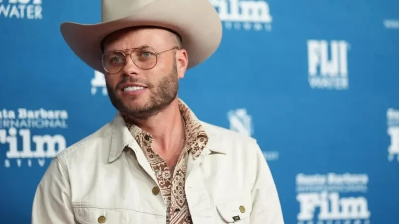 Charley Crockett Cancels Canadian Tour After U.S. Entry Refusal