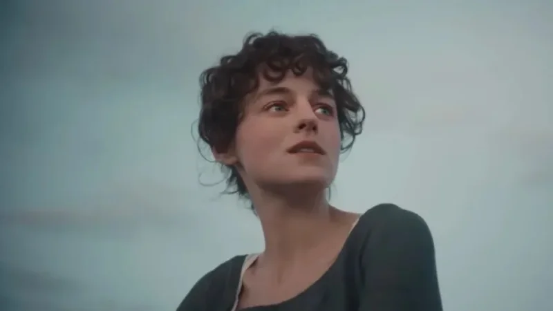 Emma Corrin and Jack Lowden Unveiled in First Exclusive Footage