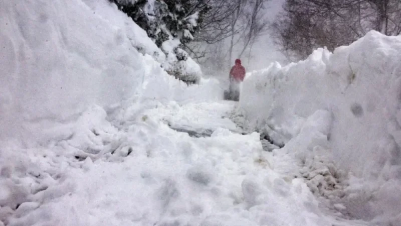 Massachusetts Schools Cancel Tuesday Classes After Record Blizzard
