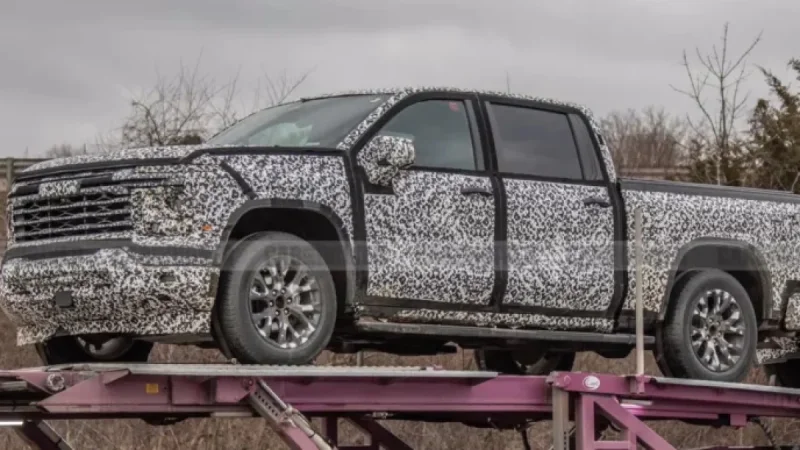 Spotted: 2027 Chevy Silverado Resembles Leaked Patent Images