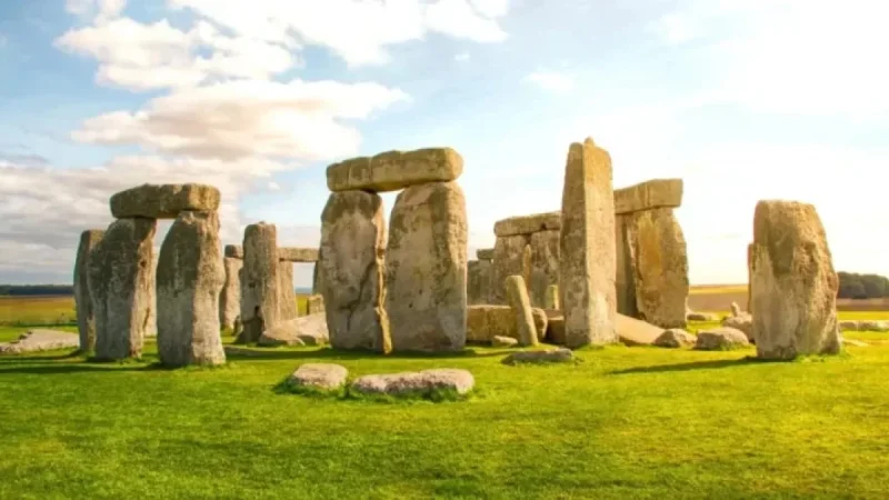 Stonehenge’s Mysterious Moving Stones Explained at Last