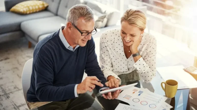 Transform $400,000 into $2,500 Monthly with Four Dividend Stocks