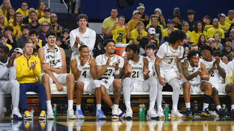 Michigan Basketball Pursues Milestone Against Minnesota at Crisler Center
