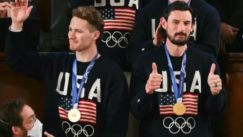 U.S. Men’s Hockey Team Honored; Women’s Team Invited to White House