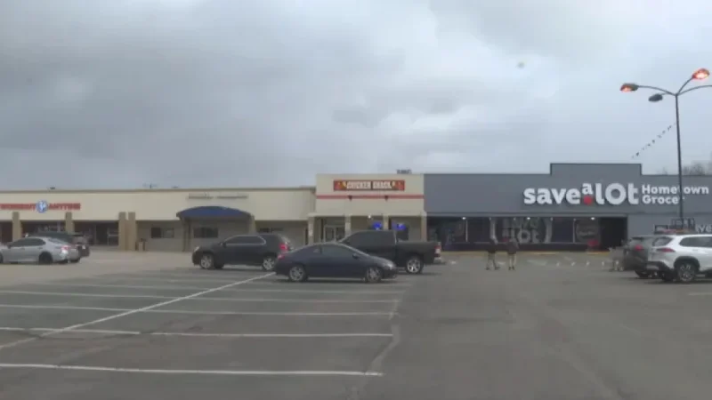 Versailles Gym Owner Responds to Man Found Dead Behind Shopping Center