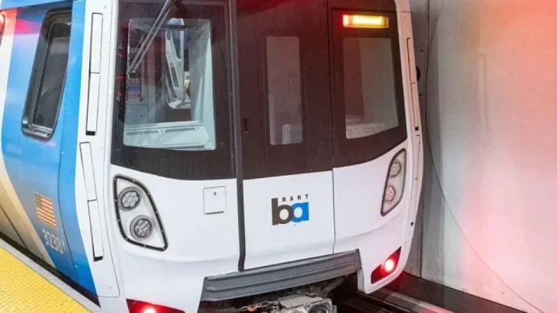 BART Halts Service Between West Oakland and 24th Street Mission Station