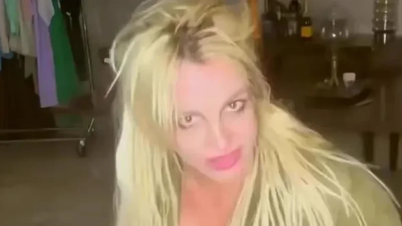 Britney Spears Faces Wardrobe Malfunction in Unusual Dance Video