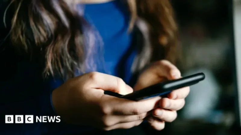 Parents Urged to Address ‘School War’ Trend on TikTok, Snapchat