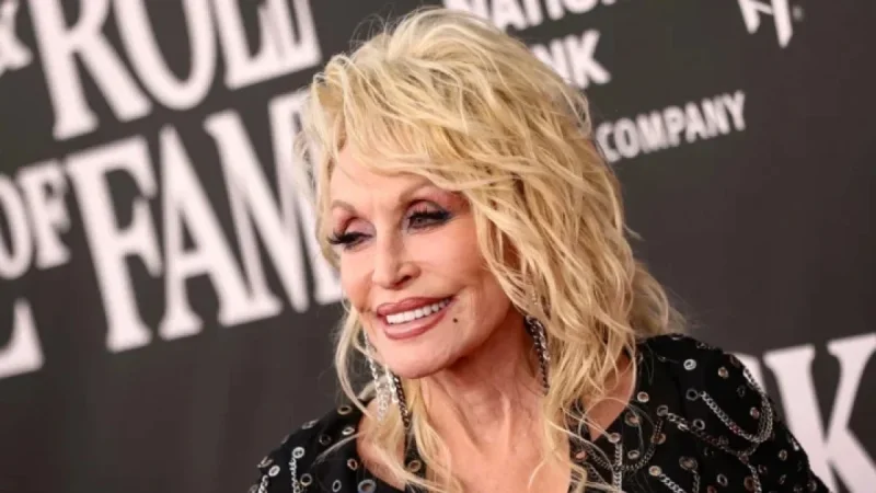 Tennessee Children’s Hospital Renamed to Honor Dolly Parton