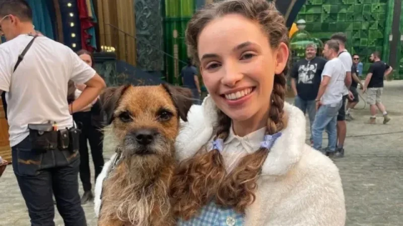 Bethany Weaver Talks ‘Wicked’ Role, Jonathan Bailey’s Look, and Toto’s Leash