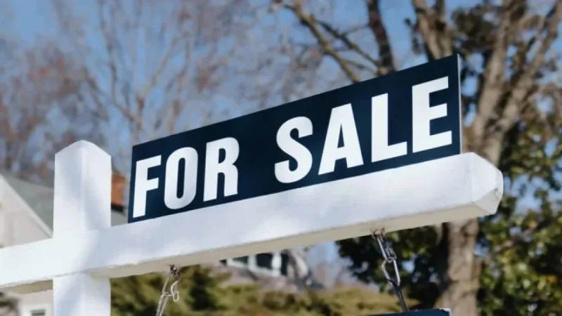 Bipartisan Bill Targets Big Investors Buying Single-Family Homes