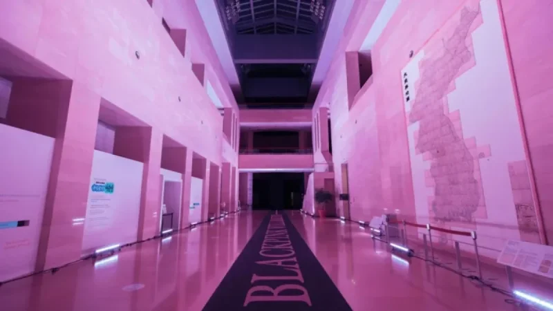 BLACKPINK Colors Korea’s Flagship Museum Pink for ‘DEADLINE’ Comeback