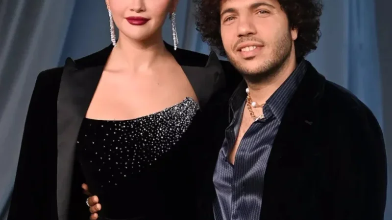 Selena Gomez Expresses Support for Benny Blanco Amid Appearance Discussions