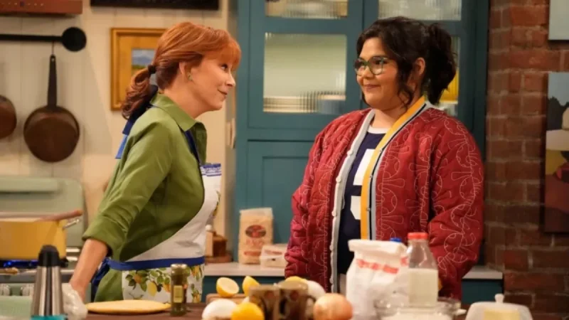 Belissa Escodebo Praises Reba McEntire’s Southern Charm on Happy’s Place Set