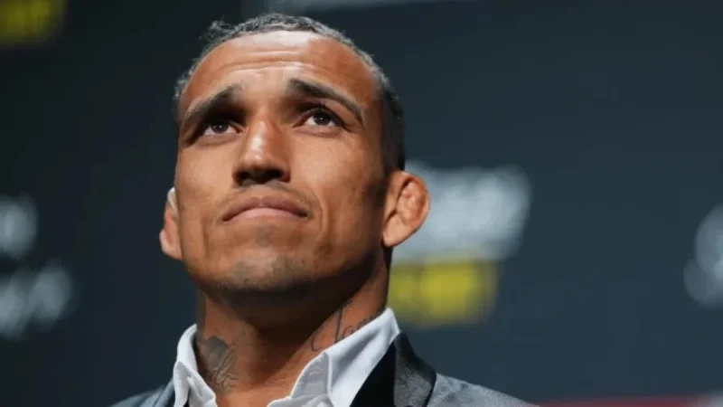 Charles Oliveira Considers Featherweight Move for New UFC Title Pursuit