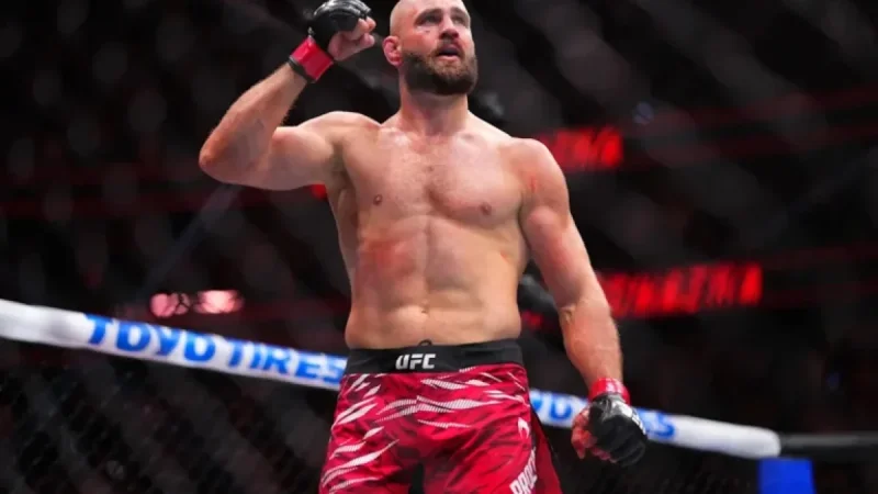 Jiri Prochazka Faces Carlos Ulberg for Light Heavyweight Title at UFC 327