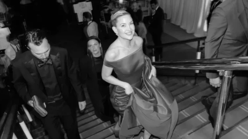 Kate Hudson Critiques Modern Romantic Comedies