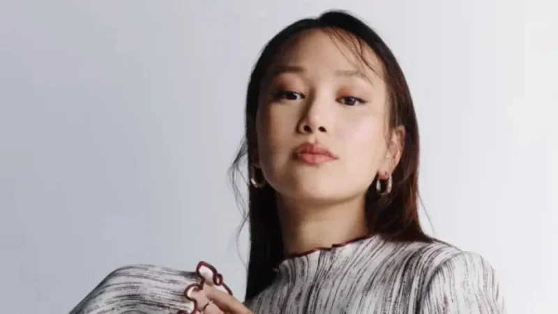 Yerin Ha to Navigate Bridgerton Fame with Nicola Coughlan’s Guidance