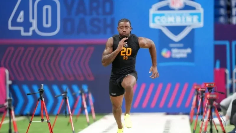 Arkansas RB Mike Washington Jr. Celebrates 40-Yard Dash Success at NFL Combine