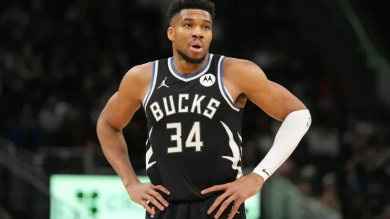 Bucks vs. Bulls Final Injury Update: Giannis, Simons’ Playing Status Revealed