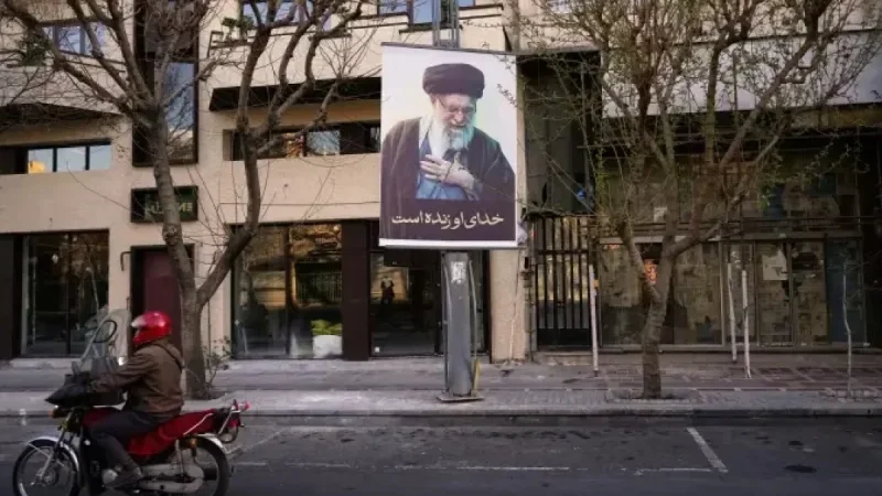 Iran Seeks New Leader as U.S. Reports 3 Service Members Killed