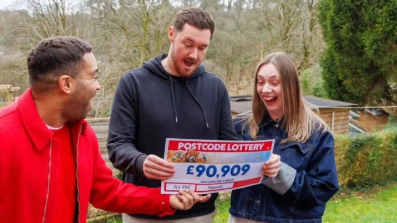 Plymouth Neighbors Celebrate Major Postcode Lottery Victory