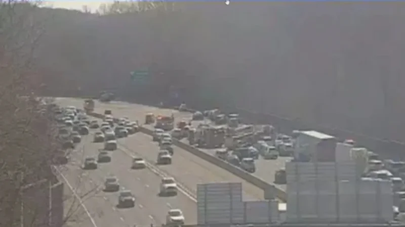 Police Activity Closes I-495 Beltway in Fairfax County