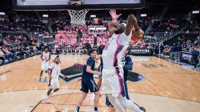 Providence Seeks Victory at Creighton to Sustain Momentum